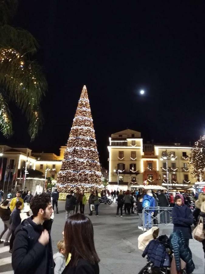 Villino L'Aranceto Sorrentino Panzió Meta Kültér fotó